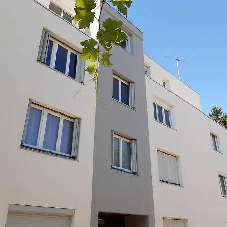 Le Phenix à Internet Débit&parking Appartamento