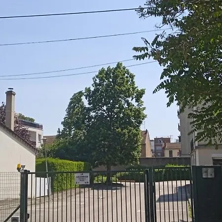 Le Phenix A Internet Debit & Parking * Dijon