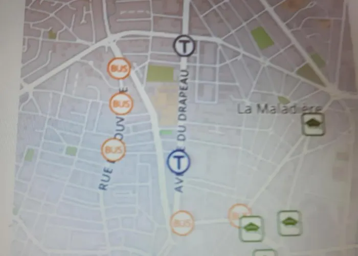 Le Phenix A Internet Debit & Parking Dijon