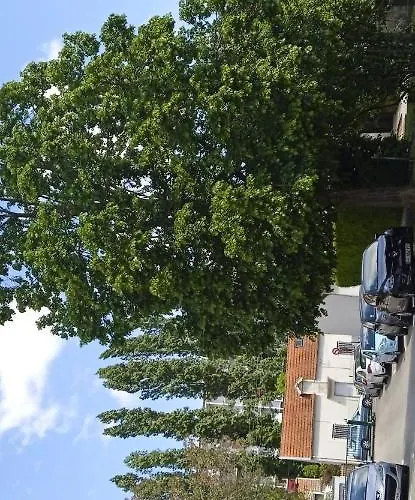 Le Phenix A Internet Debit & Parking Дижон