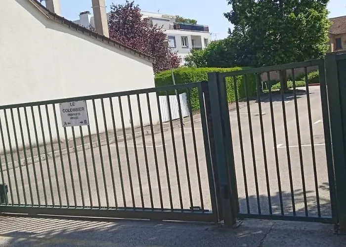 Apartment Le Phenix A Internet Debit & Parking Dijon