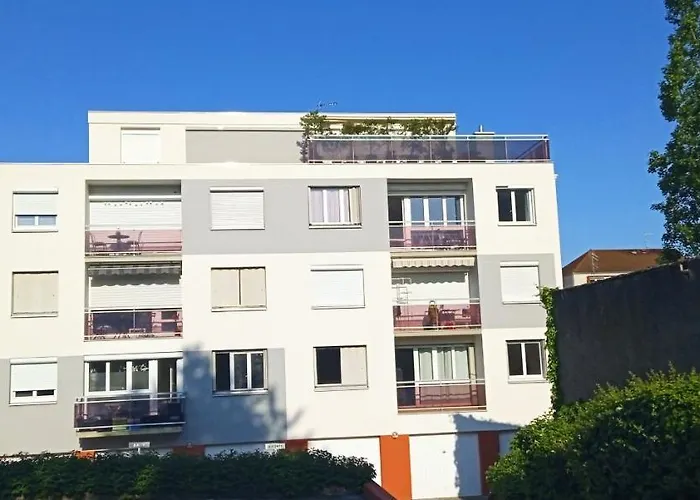 Le Phenix A Internet Debit & Parking *